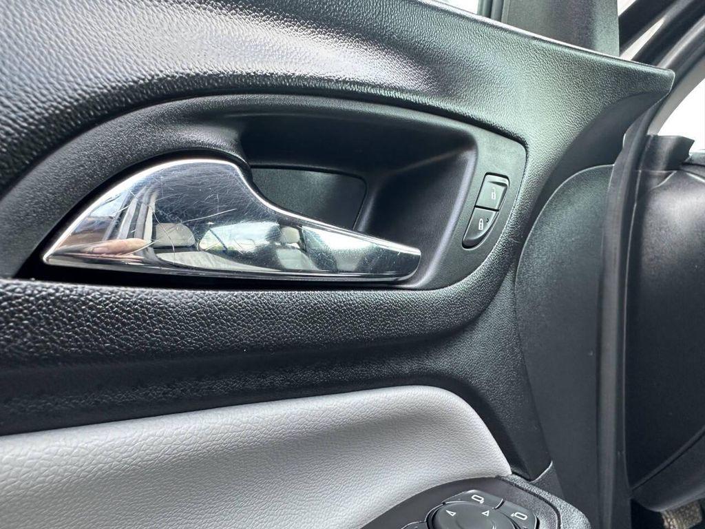used 2020 Chevrolet Equinox car, priced at $12,495