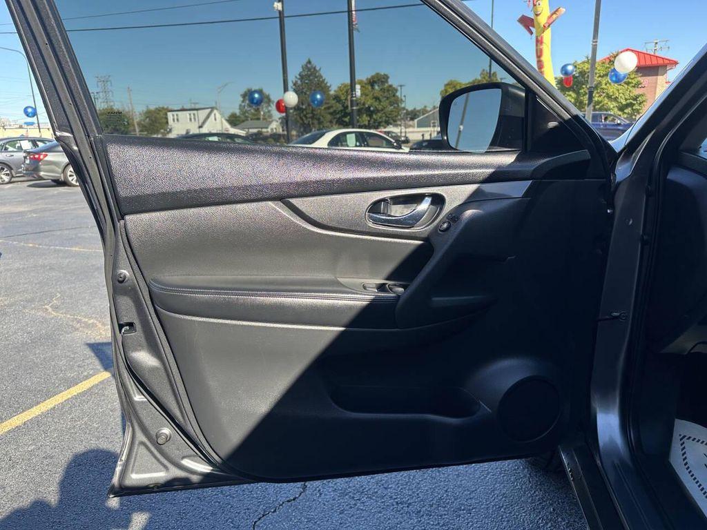 used 2019 Nissan Rogue car, priced at $13,660