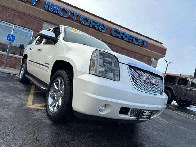 used 2013 GMC Yukon car, priced at $13,995