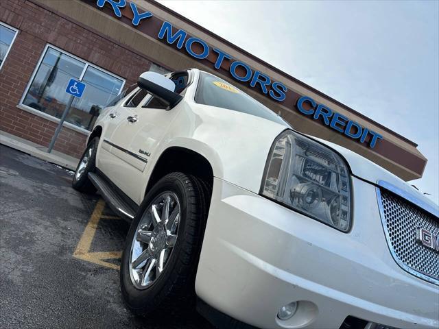 used 2013 GMC Yukon car, priced at $13,995