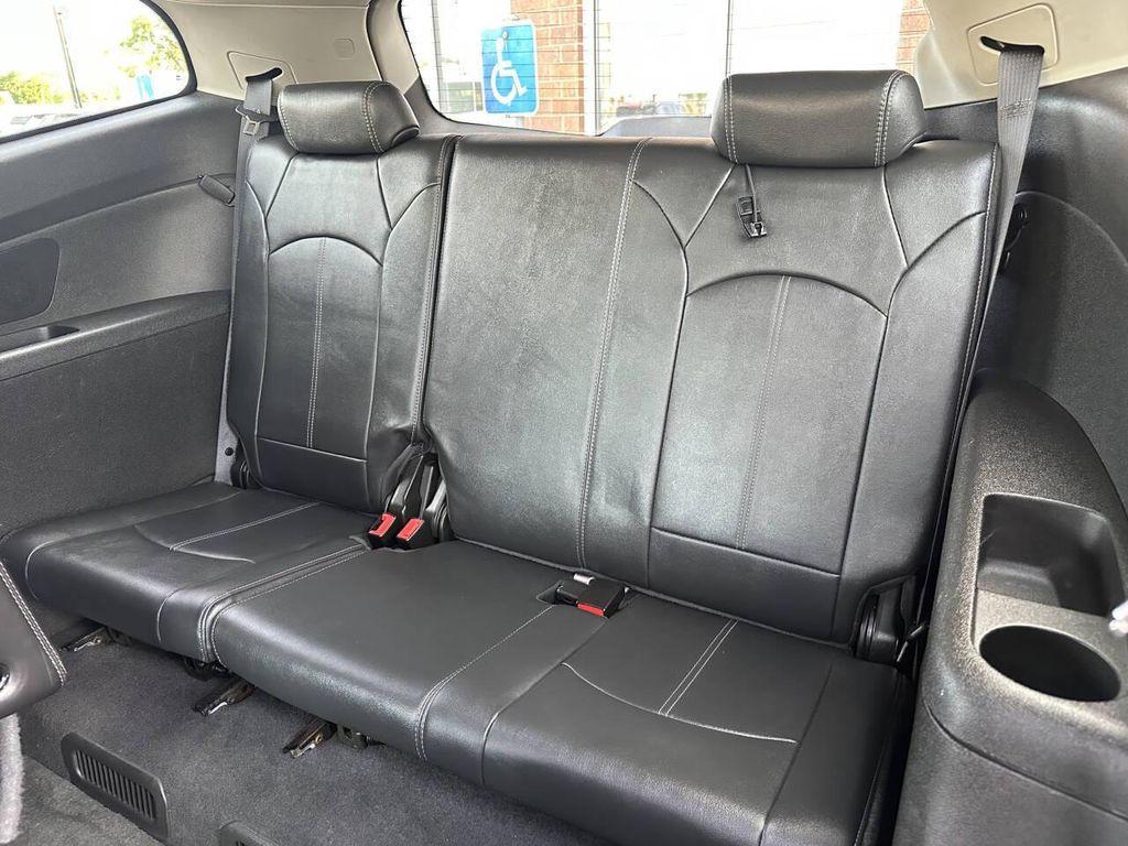 used 2014 Chevrolet Traverse car, priced at $9,483