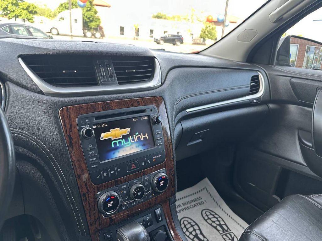 used 2014 Chevrolet Traverse car, priced at $9,483