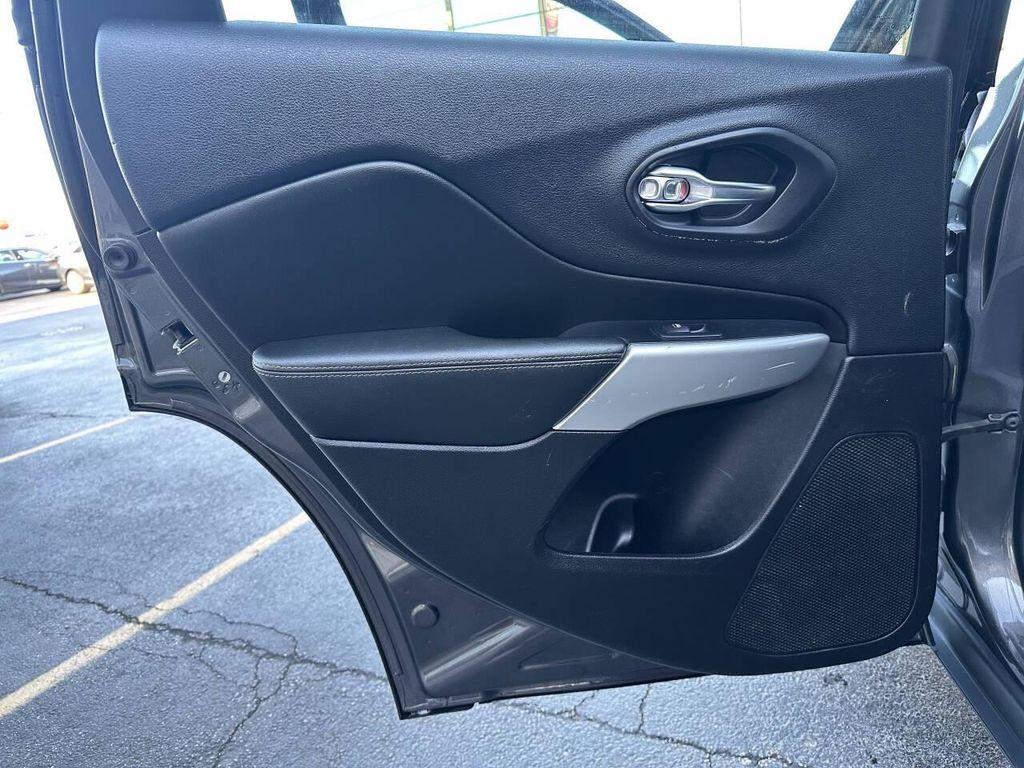 used 2018 Jeep Cherokee car, priced at $9,693