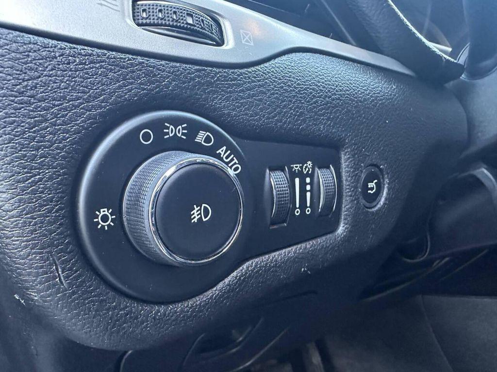 used 2018 Jeep Cherokee car, priced at $9,693