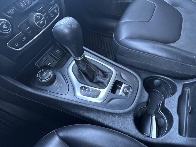 used 2018 Jeep Cherokee car, priced at $9,995