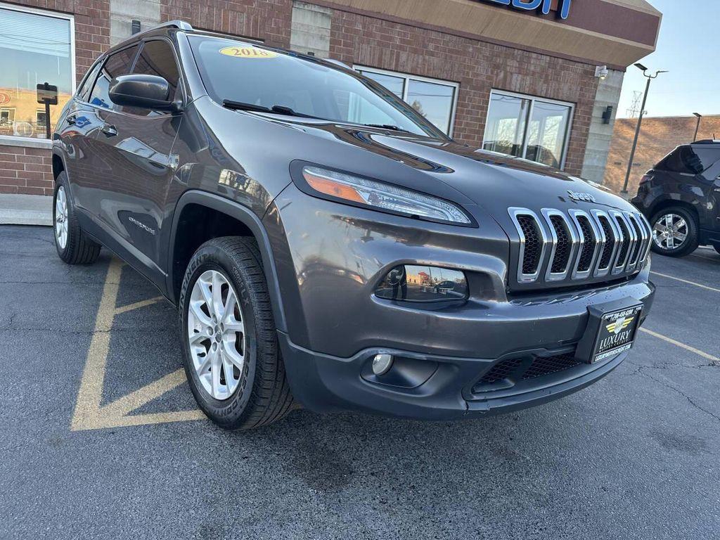 used 2018 Jeep Cherokee car, priced at $9,693