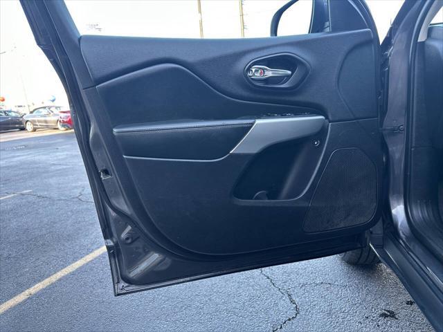 used 2018 Jeep Cherokee car, priced at $9,995