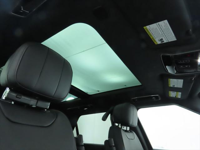 new 2025 Land Rover Range Rover Sport car, priced at $92,870