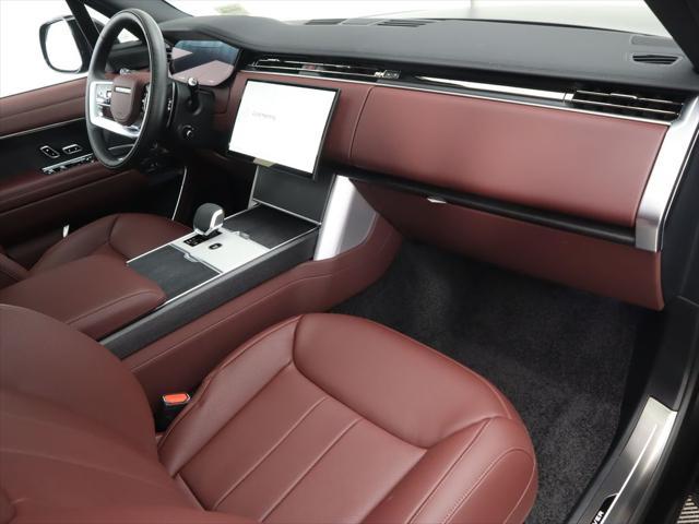 new 2025 Land Rover Range Rover car, priced at $162,840