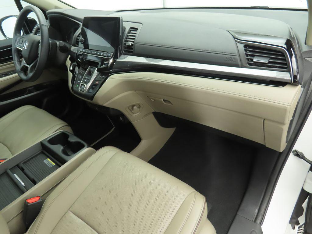 used 2023 Honda Odyssey car, priced at $40,983