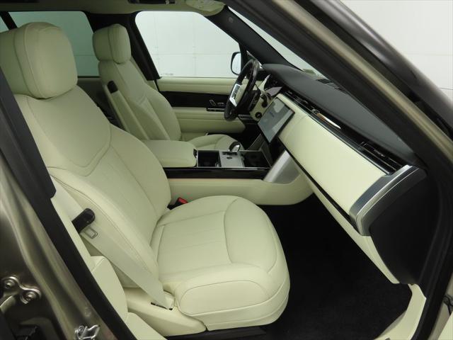 new 2025 Land Rover Range Rover car, priced at $130,385