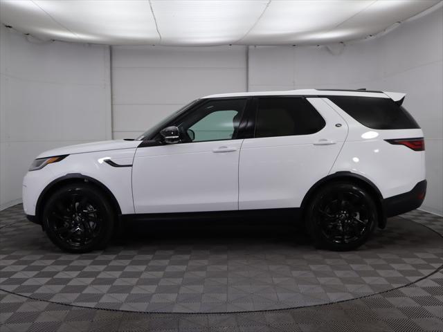 new 2025 Land Rover Discovery car, priced at $65,143