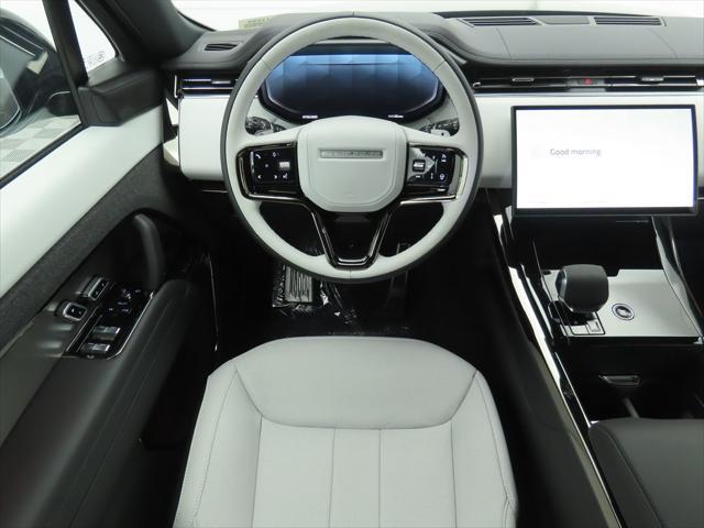 new 2025 Land Rover Range Rover Sport car, priced at $102,825