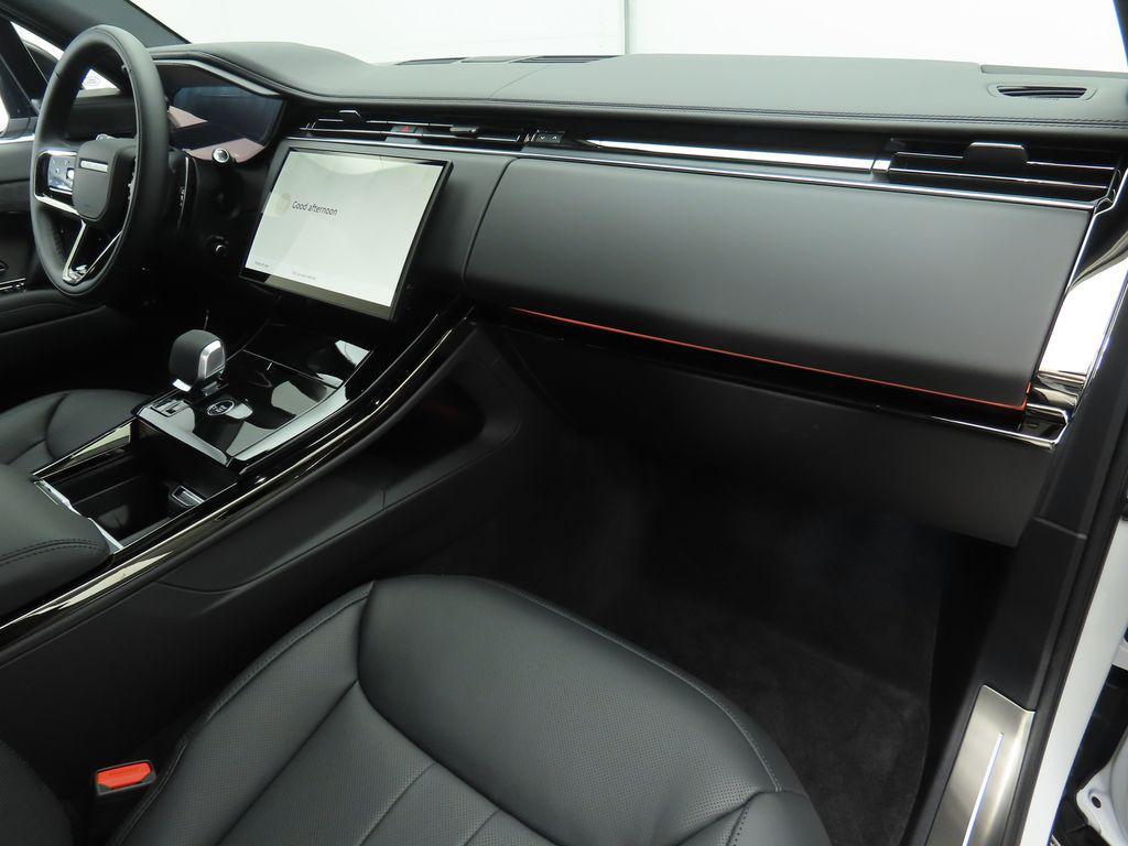new 2025 Land Rover Range Rover Sport car, priced at $125,525