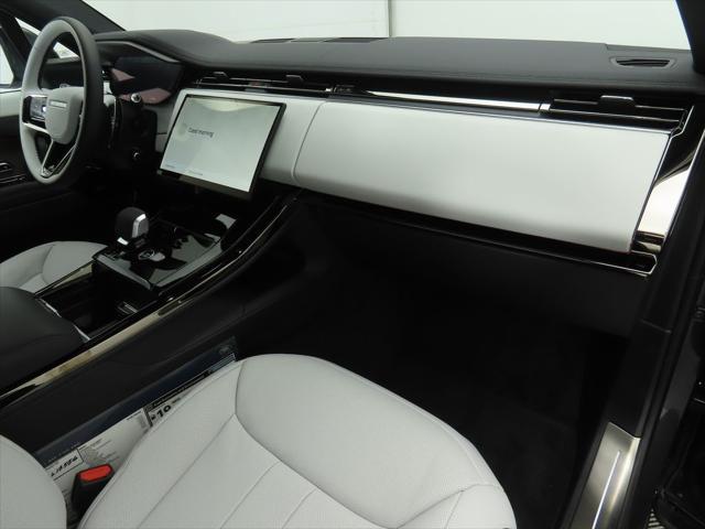 new 2025 Land Rover Range Rover Sport car, priced at $123,705
