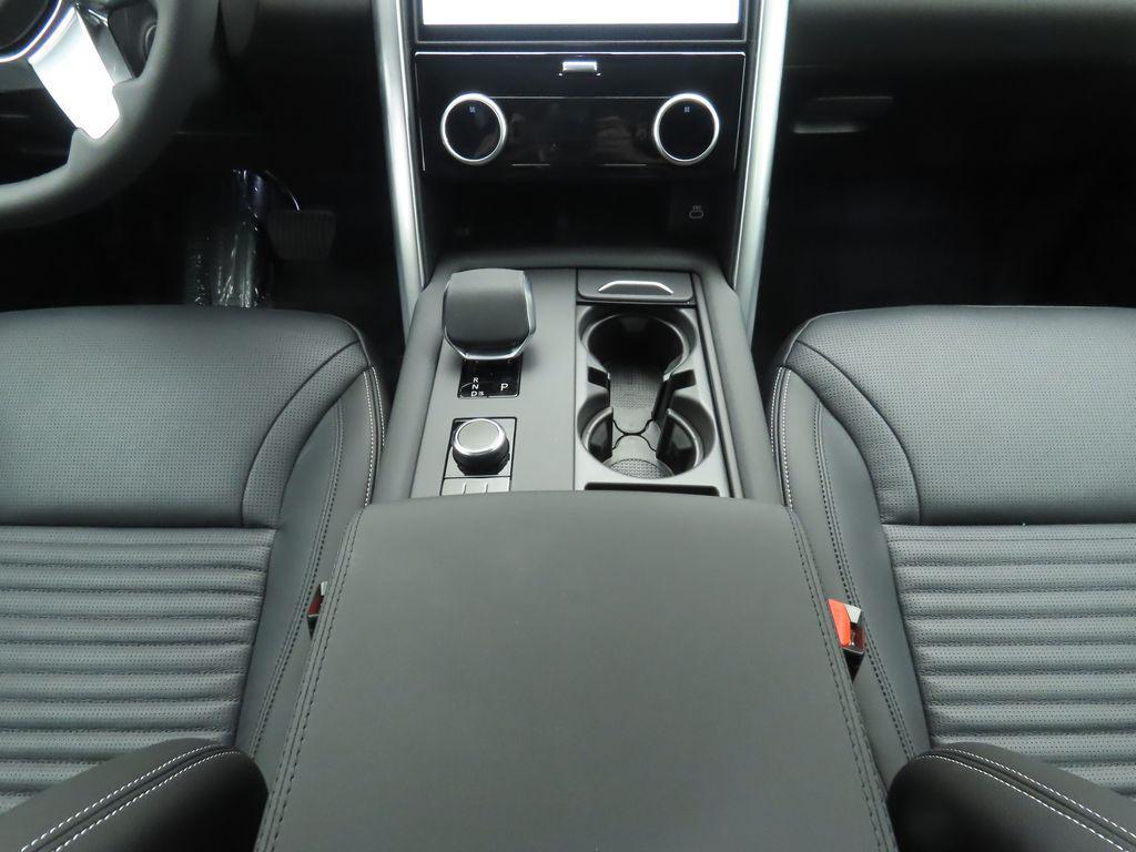 new 2025 Land Rover Discovery car, priced at $65,893