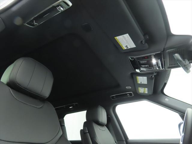 new 2025 Land Rover Range Rover Sport car, priced at $93,645