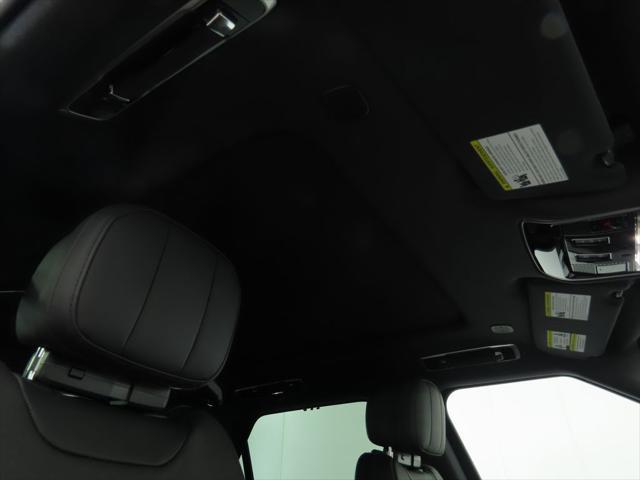 new 2025 Land Rover Range Rover Sport car, priced at $104,795