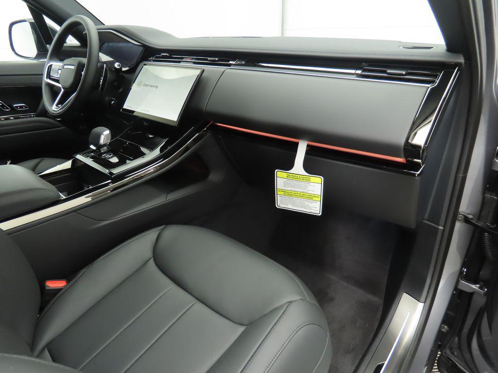 new 2025 Land Rover Range Rover Sport car, priced at $93,285