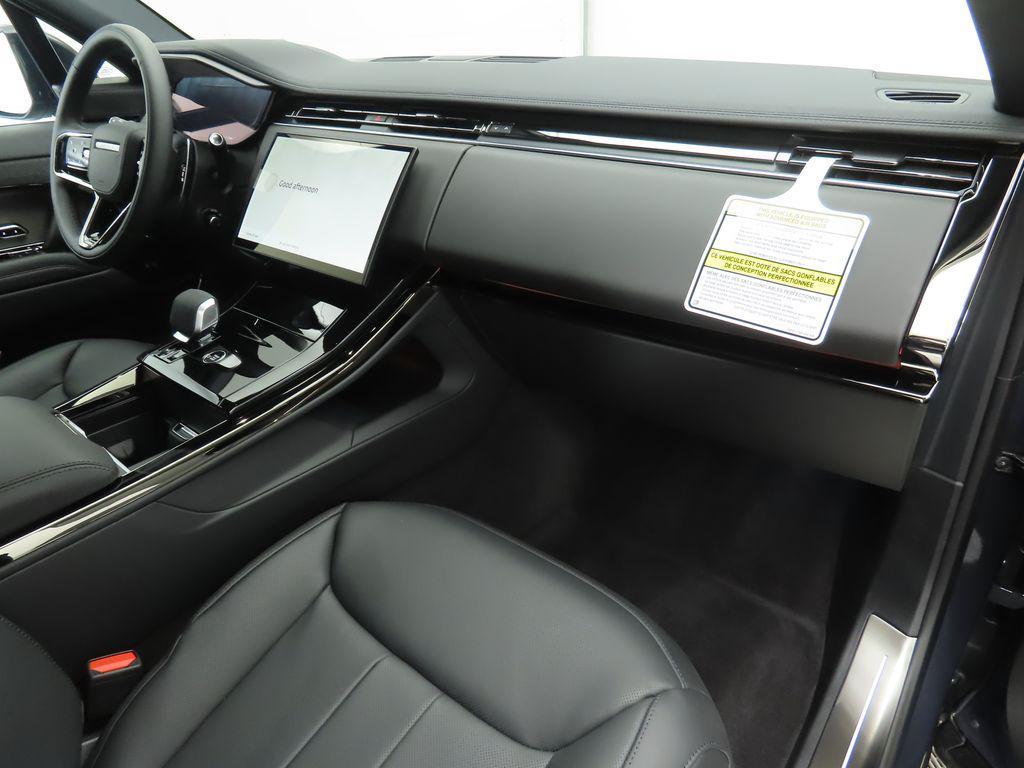 new 2025 Land Rover Range Rover Sport car, priced at $120,275