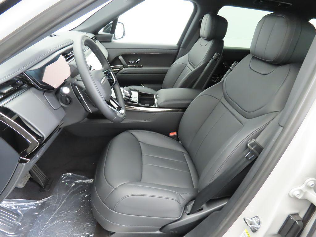 new 2025 Land Rover Range Rover Sport car, priced at $94,385