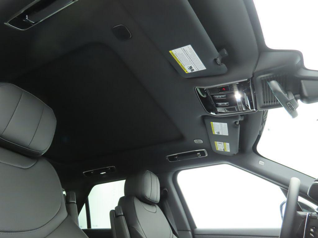 new 2025 Land Rover Range Rover Sport car, priced at $94,385