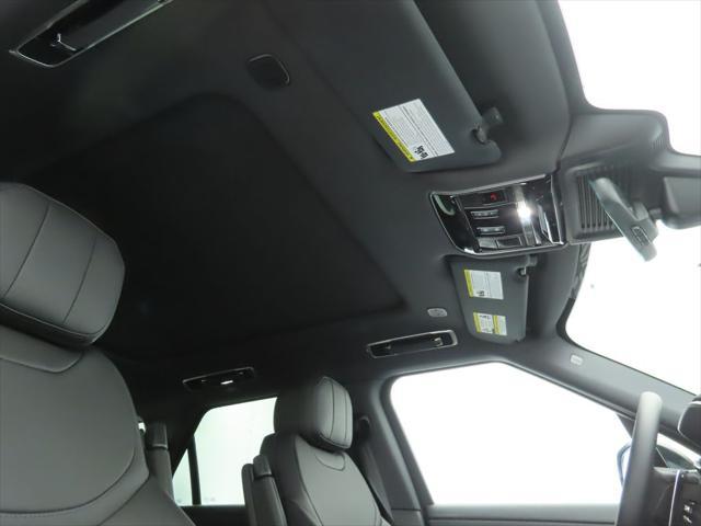new 2025 Land Rover Range Rover Sport car, priced at $94,385