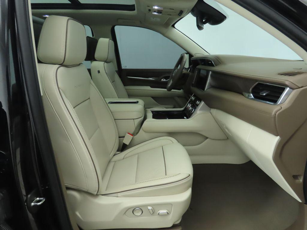 used 2023 GMC Yukon XL car, priced at $63,983