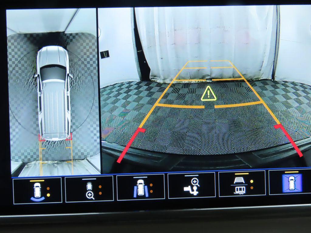 used 2023 GMC Yukon XL car, priced at $63,983