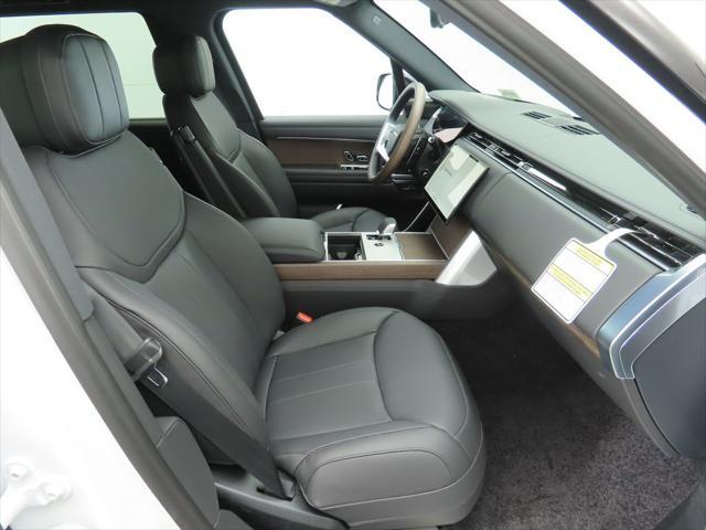 new 2025 Land Rover Range Rover car, priced at $136,625