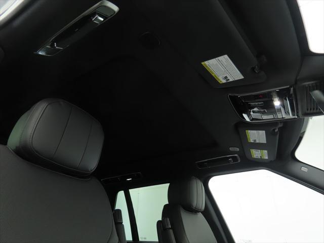 new 2025 Land Rover Range Rover car, priced at $143,985