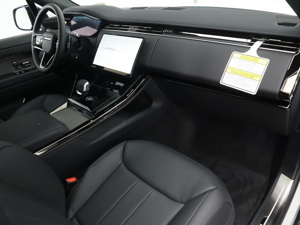 new 2025 Land Rover Range Rover Sport car, priced at $117,795
