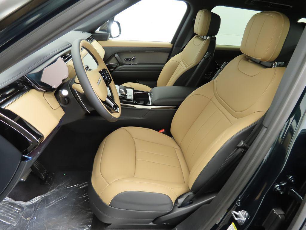 new 2025 Land Rover Range Rover Sport car, priced at $112,570