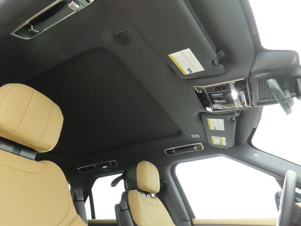 new 2025 Land Rover Range Rover Sport car, priced at $112,570