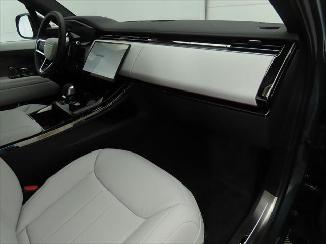 new 2025 Land Rover Range Rover Sport car, priced at $94,270