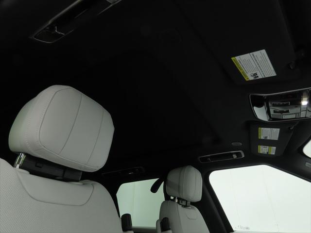 new 2025 Land Rover Range Rover Sport car, priced at $94,270