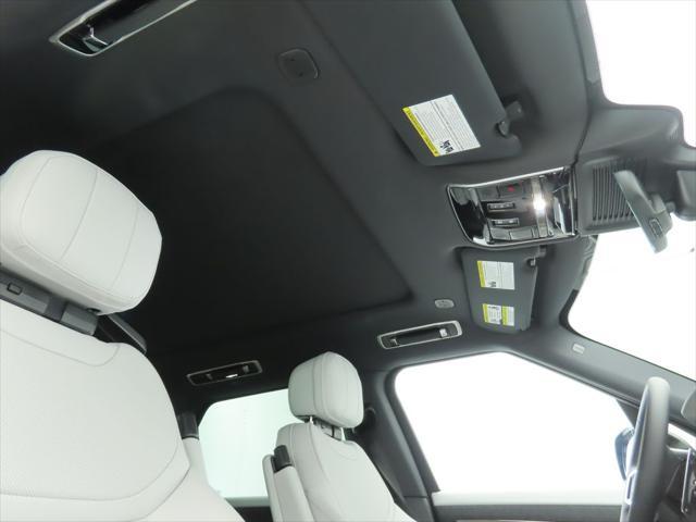 new 2025 Land Rover Range Rover Sport car, priced at $88,930