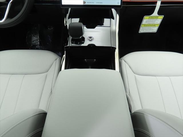new 2025 Land Rover Range Rover Sport car, priced at $88,930