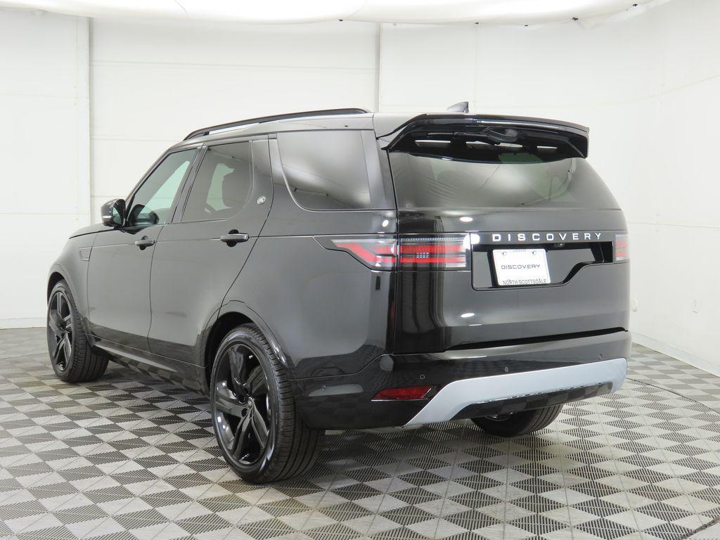 new 2026 Land Rover Discovery car, priced at $76,876