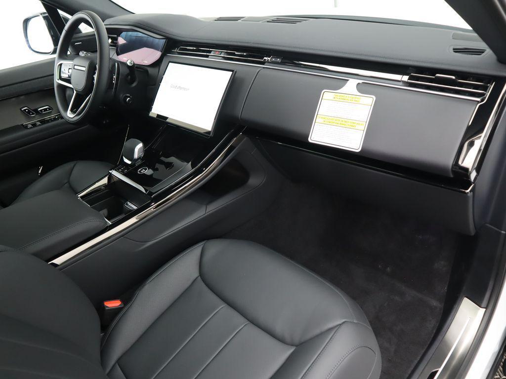 new 2025 Land Rover Range Rover Sport car, priced at $93,345