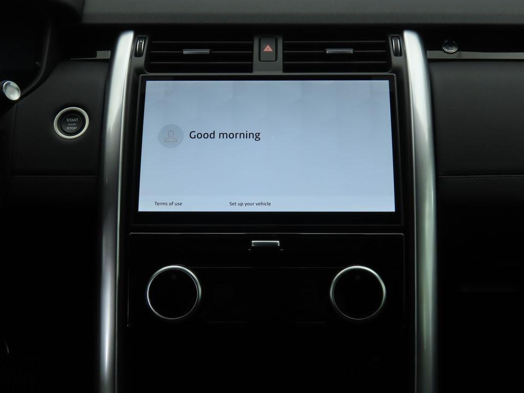 new 2025 Land Rover Discovery car, priced at $70,193