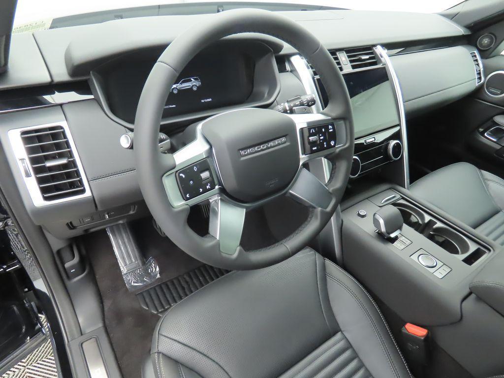new 2025 Land Rover Discovery car, priced at $70,193