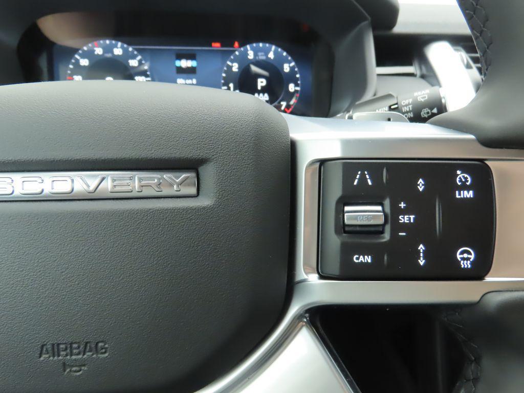 new 2025 Land Rover Discovery car, priced at $70,193