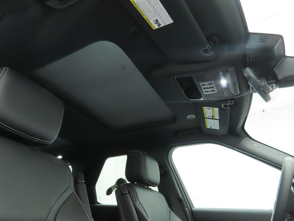 new 2025 Land Rover Discovery car, priced at $70,193