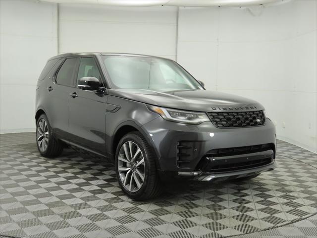 new 2025 Land Rover Discovery car, priced at $71,318