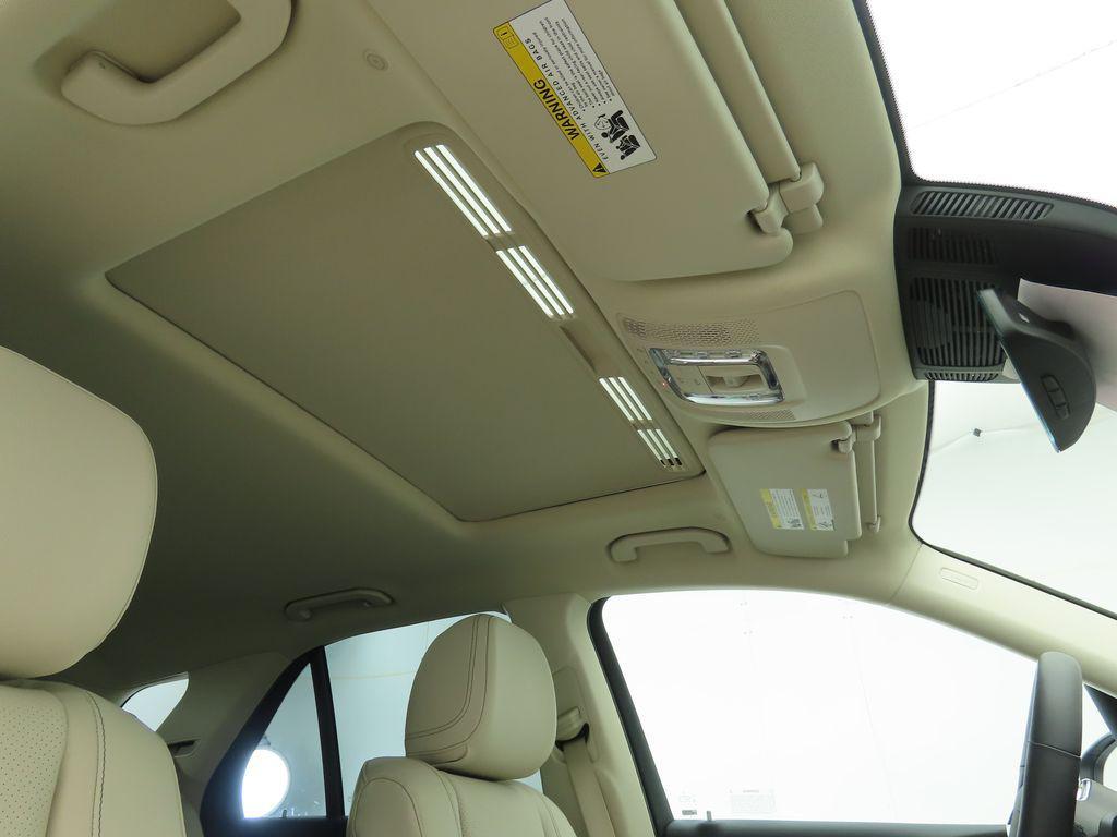 used 2023 Mercedes-Benz GLE 450 car, priced at $52,999