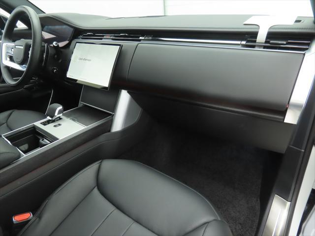 new 2025 Land Rover Range Rover car, priced at $157,085