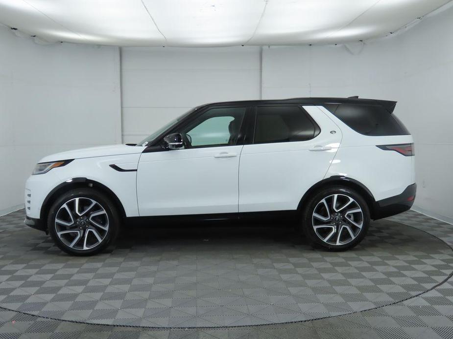 new 2024 Land Rover Discovery car, priced at $82,150