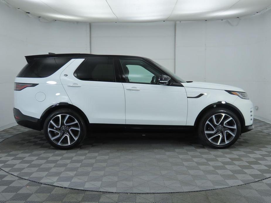 new 2024 Land Rover Discovery car, priced at $82,150