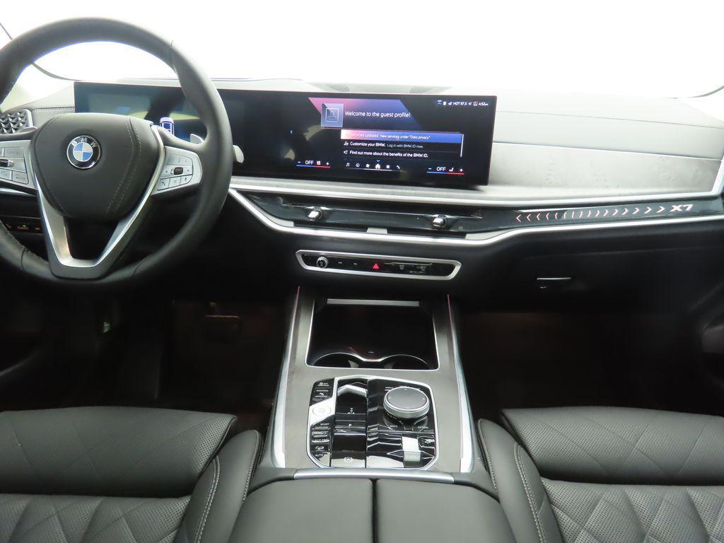 used 2025 BMW X7 car, priced at $80,562
